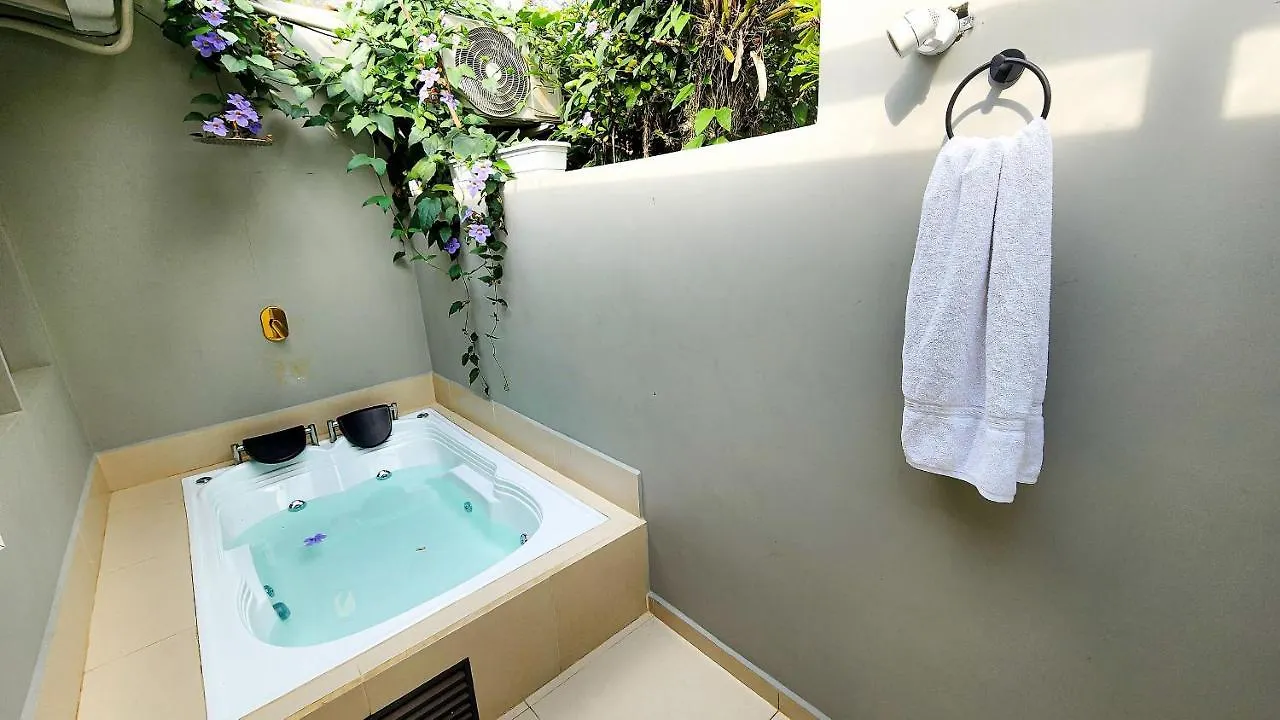 Luxury Villa In Aguacatala2 Medellin 0*,  Colombia